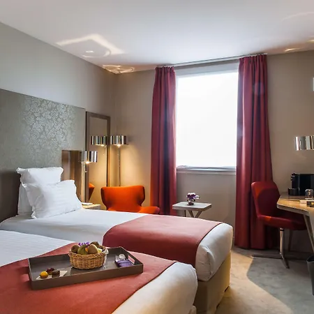 Western Paris Hotel 4*