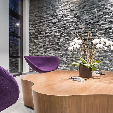 Western Paris Hotel 4*