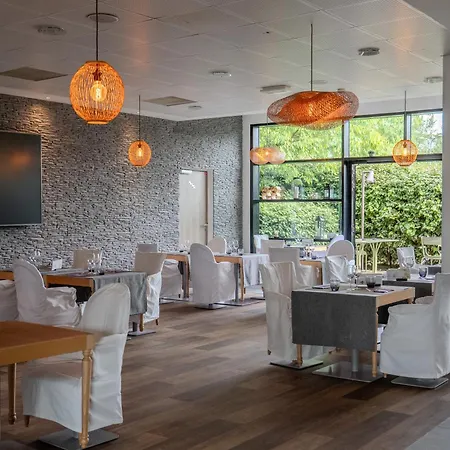 Western Paris Hotel 4*